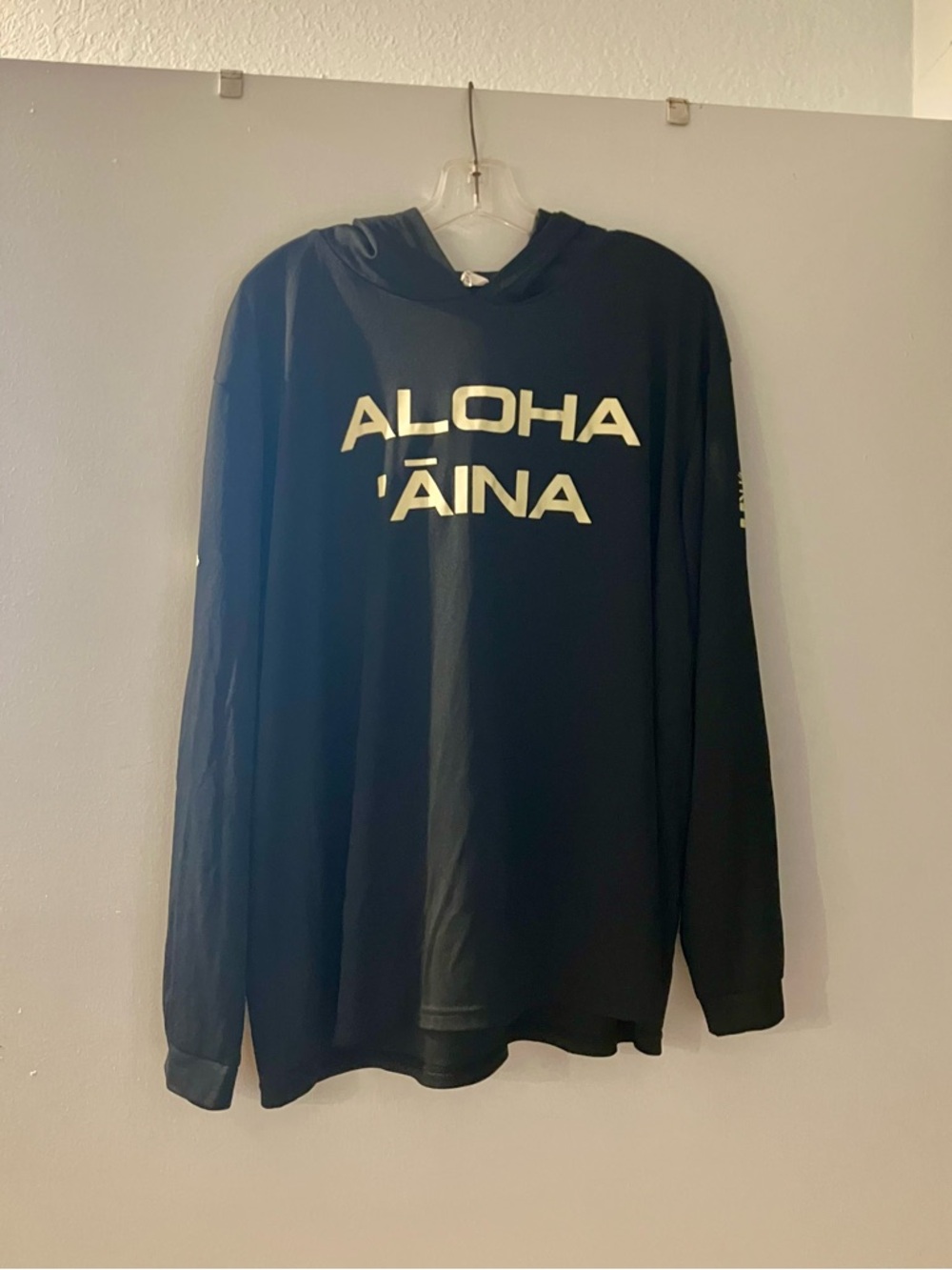 Aloha 'Āina Black UBF 50+ Dri-Fit Hoodie; Hawaiian Flag & Traditional Accents